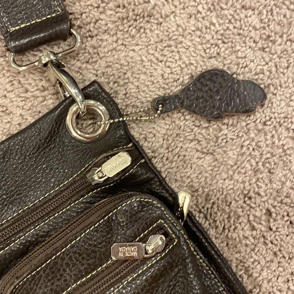 Roots leather crossbody bag - Picture 3 of 5